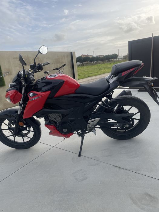 Suzuki gsx-s 125  em bom estado