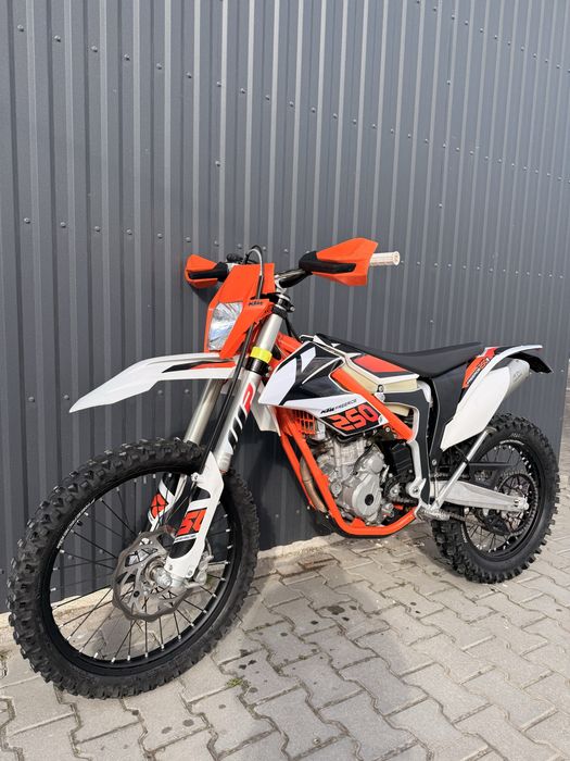 KTM Frerride 250 f СВІЖО ПРИГНАНИЙ