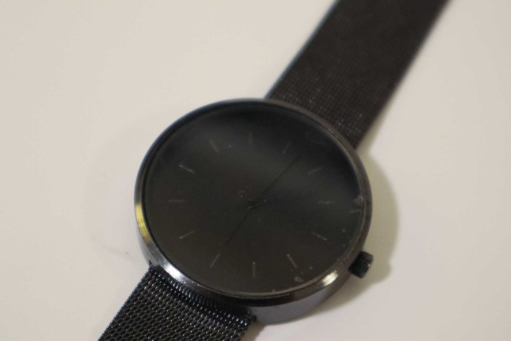 Relógio metal preto antracite Pull & Bear