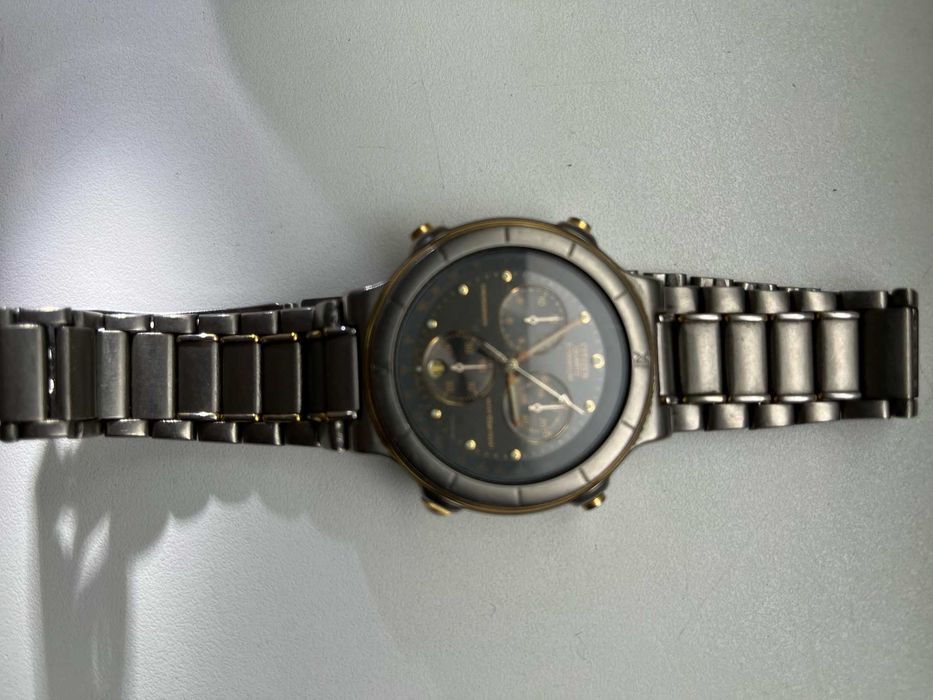 Часы Ситизен  3560  Quartz Chronograph NOS Titanium