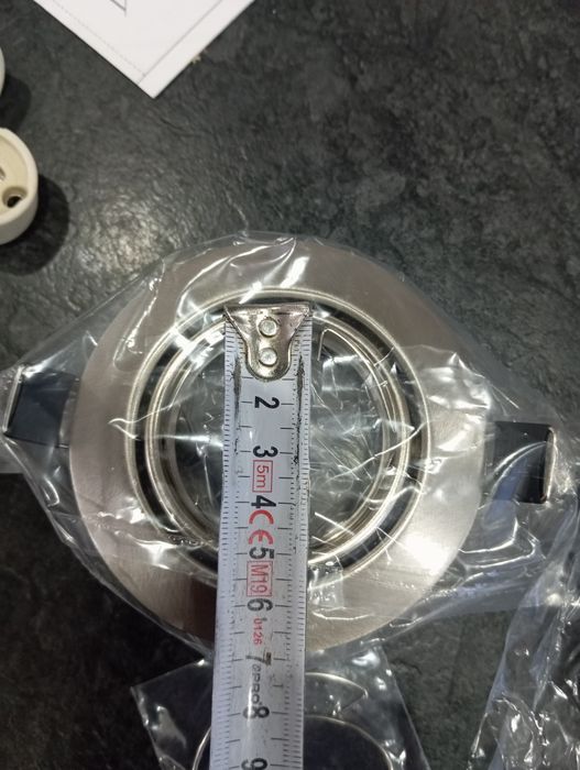 Oprawa sufitowa halogen LED