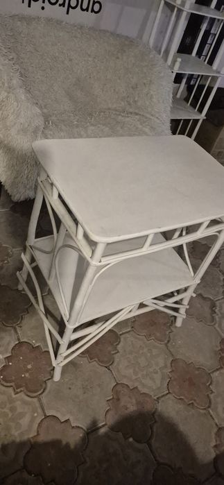 Продам вінтажний столик полицю