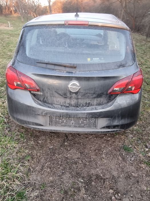 Opel corsa e 1.4 90 koni 60 tys. Lakier   z10d  na części.