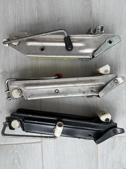 Домкрат оригінал vw  audi skoda seat mercedes kia hyundai tucson