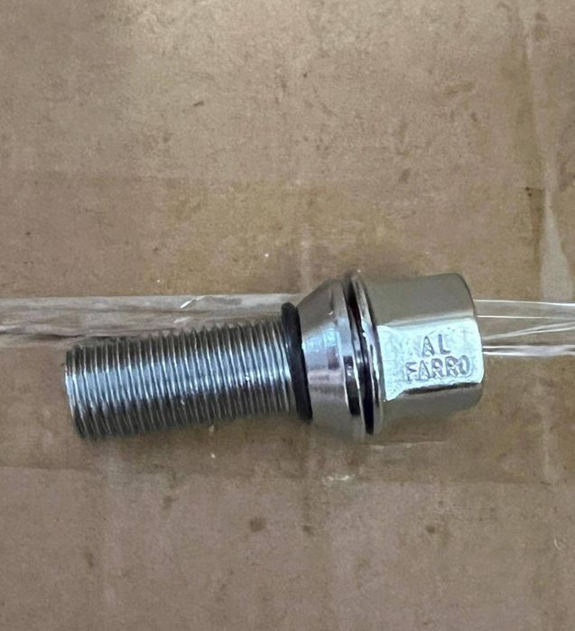 БОЛТ-ексцентрик для дисків із BMW на Trafic i Vivaro. Ціна за 20шт.