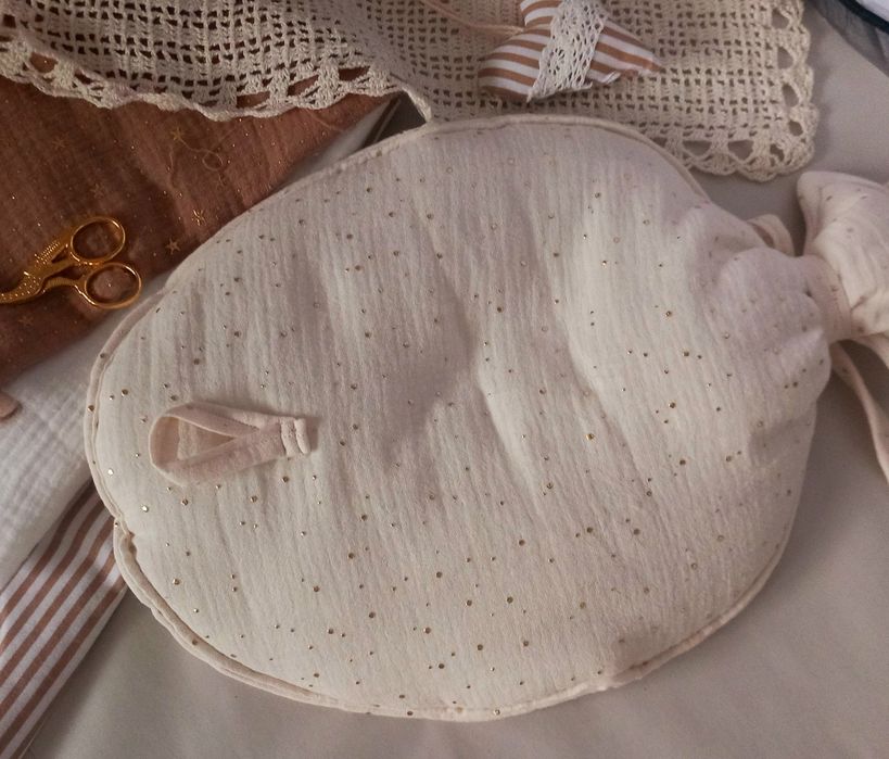 BALONIK dekoracyjny ZAWIESZKA ozdoba z MUŚLINU HAFT imię