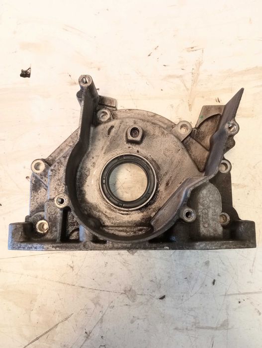 Flange de Vedação Dianteira Cambota VW Audi 2.0 TDI Ref: 03G103153