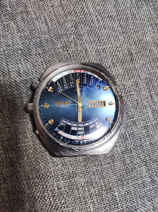 orient college, робочі