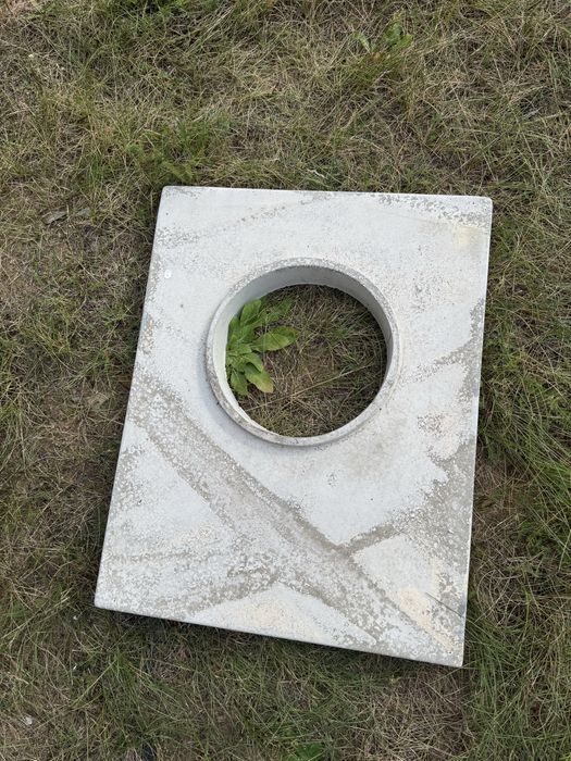 Płyta czapa betonowa nasada przykrywająca komin