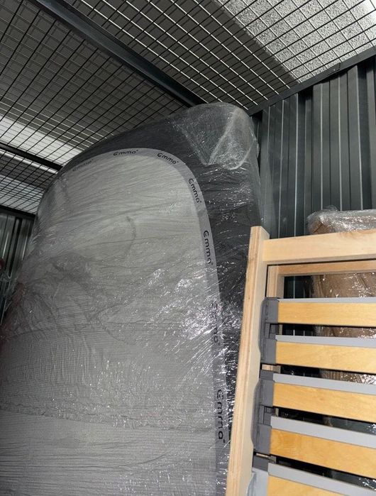 Colchão Emma Original com protetor de colchão