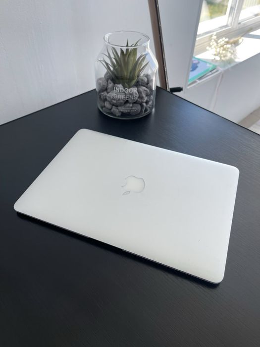 Apple Macbook Air 13