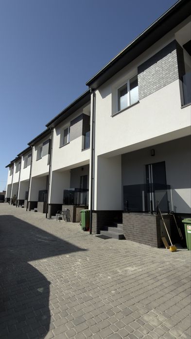 Оренда котеджу в Зубрі