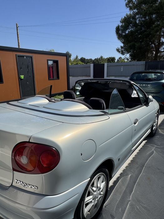 Renault megane cabriolet ano 2000
