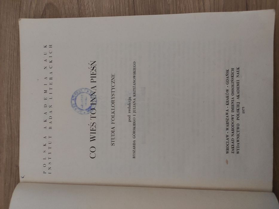 książka co wieś to inna pieśń stara 1975