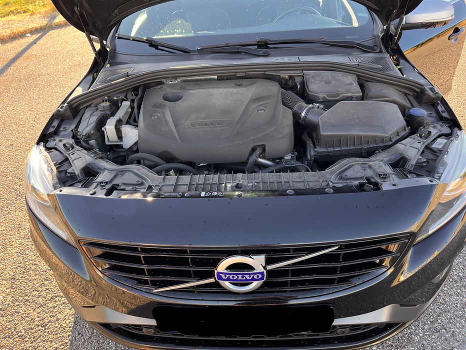 Volvo V60 D3 R Design 2017