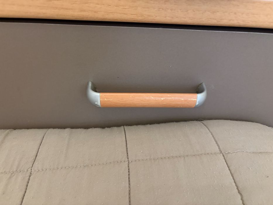 Cama dupla de solteiro com gavetões