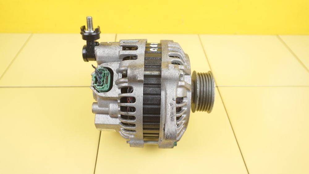 SUBARU FORESTER IMPREZA 2.0 B T 05r 177KM EJ205 alternator LRA02102