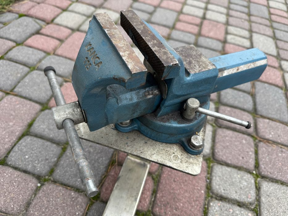 Лещата слюсарні, поворотні KANCA Fortissimo з додатковою платформою