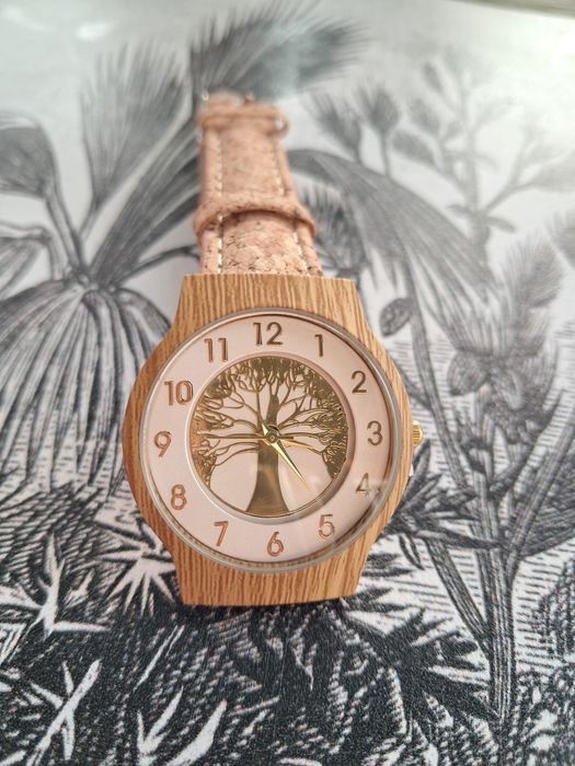 Relógios novos de boa qualidade