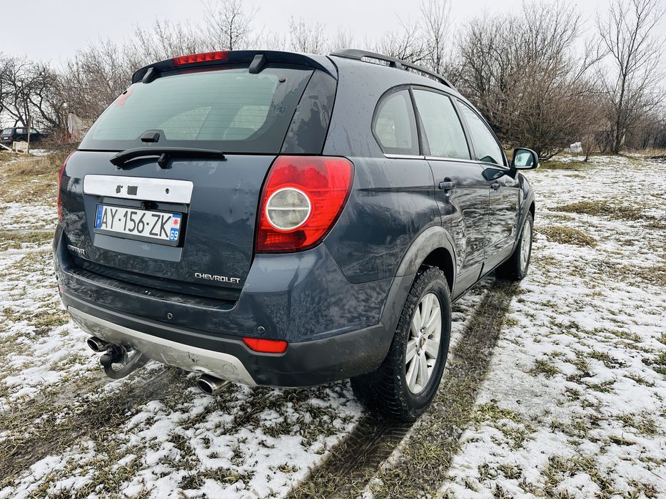 Продам CHEVROLET captiva