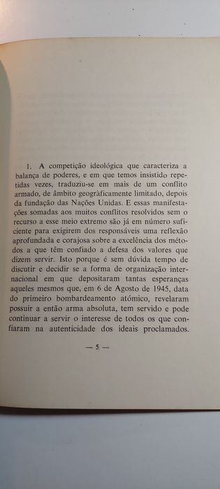 Provocação e Resposta - Adriano Moreira (1961)