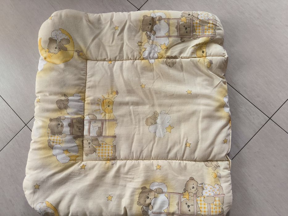 Mata do przewijania/przewijak na komodę miękki 70x70