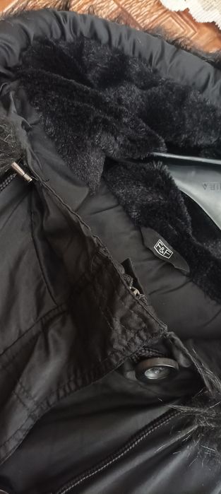 Kurtka wiosenna F&F czarna rozmiar 20 płaszczyk