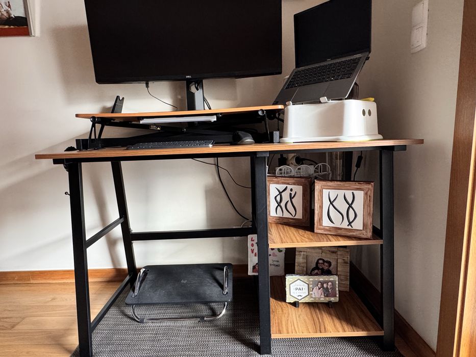 Secretária + standing desk