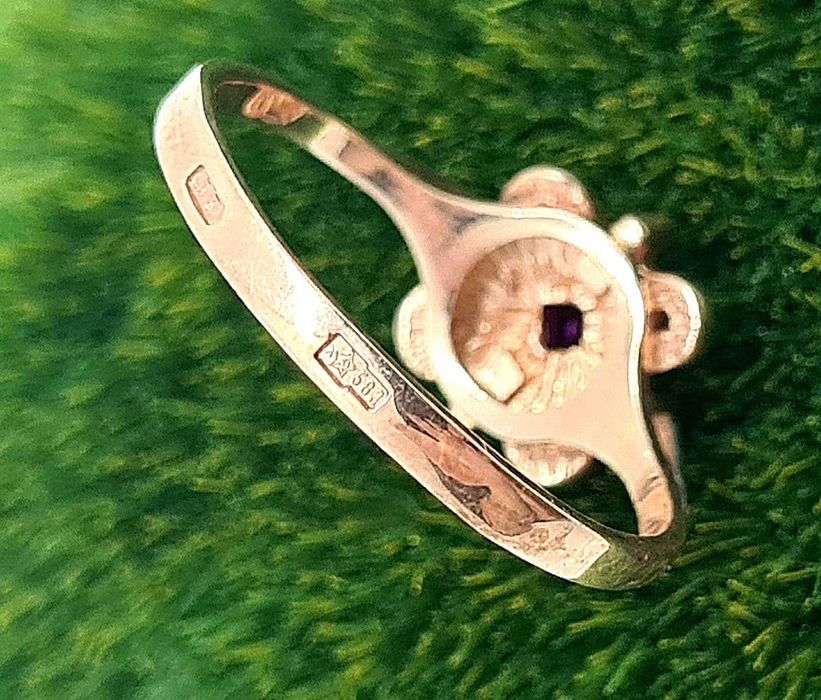 Złoty pierścionek vintage p. 583 r. 20,5