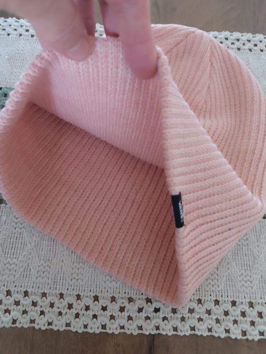 Czapka Vans pudrowy róż