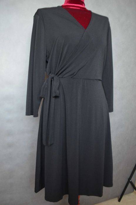 sukienka czarna Kappahl 40L