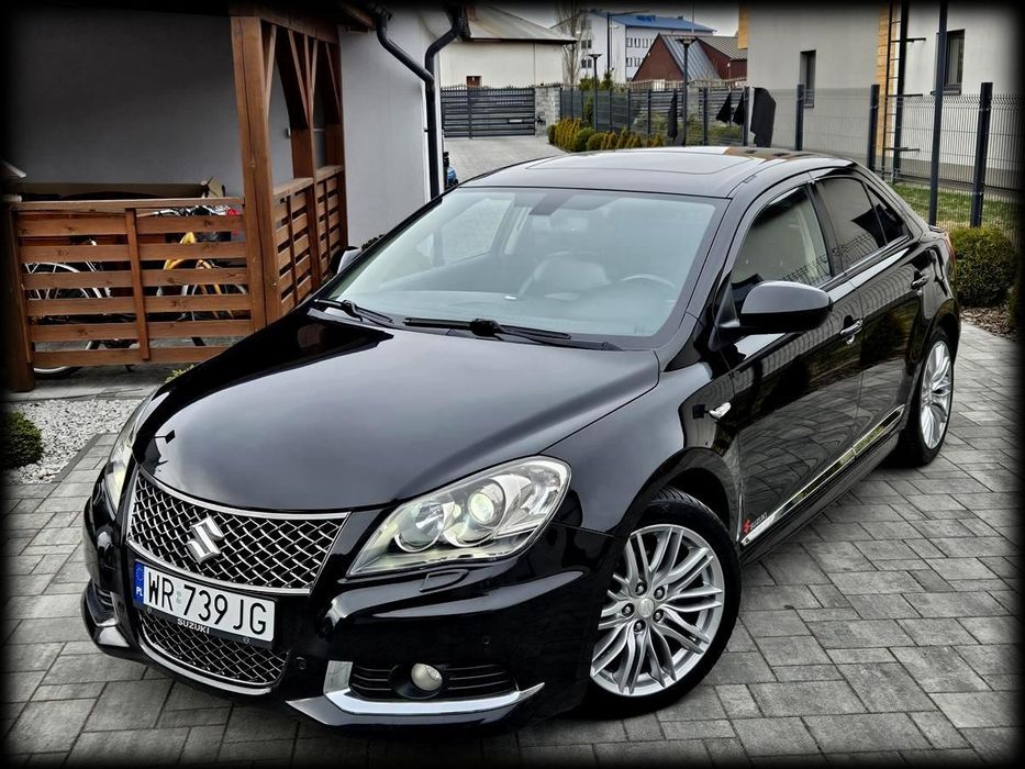 Suzuki Kizashi ZAREJESTROWANY 4x4 Automat Skóry Xenon Japoński Samuraj 147tys.km IGŁA