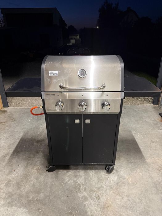 Grill gazowy 3 palniki idealny jak nowy