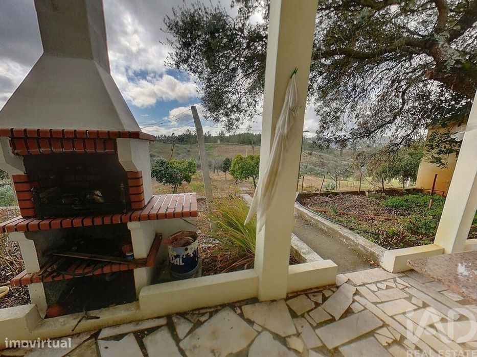 Casa / Villa T3 em São Pedro do Esteval de 179,00 m2