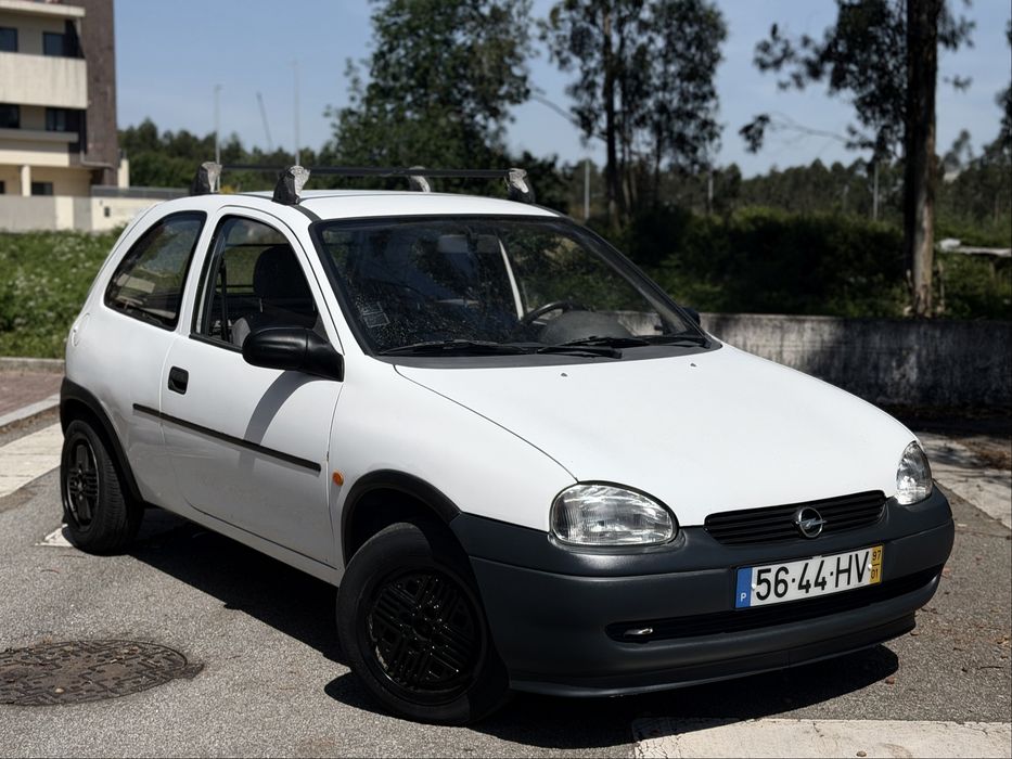 Opel Corsa B 1.7 Diesel NACIONAL