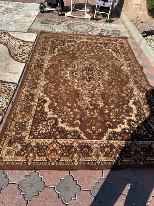 Коври для дому б/у