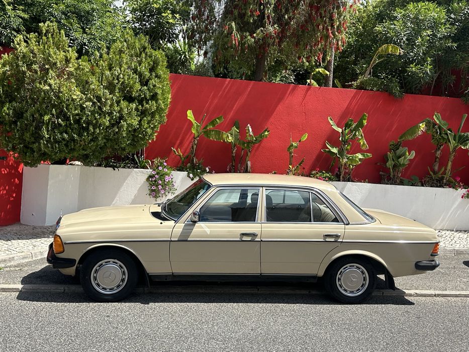 mercedes 300D  w123 1982