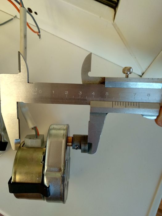 Электродвигатель Crouzet с редуктором в сборе.