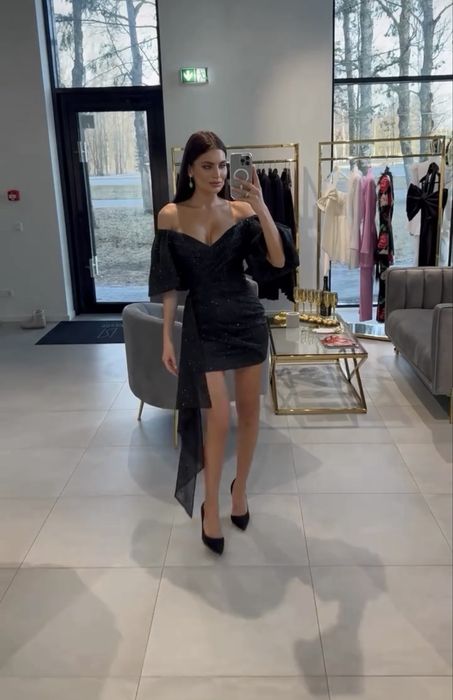 Продам сукню UN AMOUR