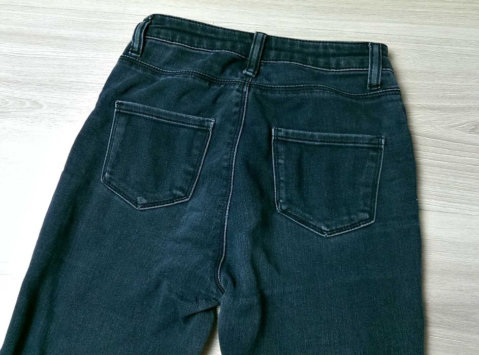 Damskie spodnie rurki jeansy czarne grafitowe slim skinny fit 26