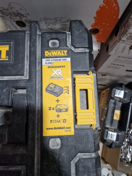 Comjunto máquinas  furar