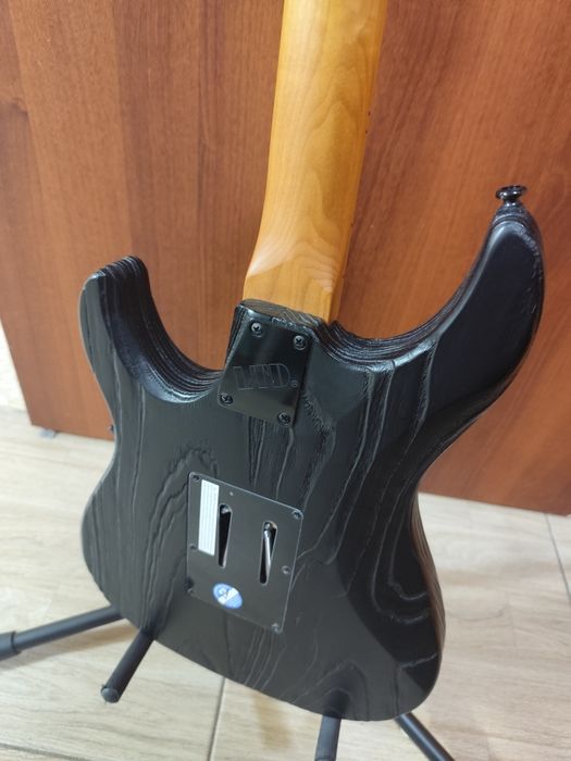 ESP LTD SN-1000 FR Black Blast