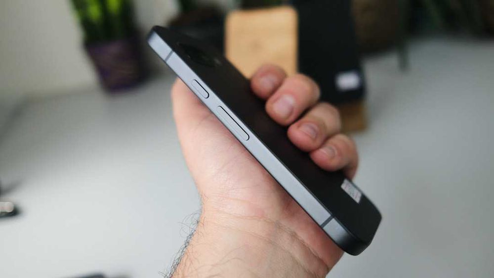 Google Pixel 9a 8/128GB Obsidian без вигорань гарний стан