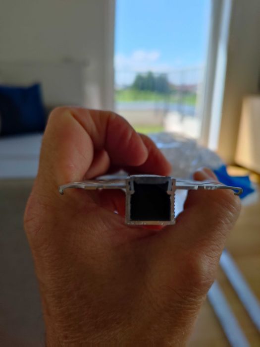 Profil aluminiowy LED do szpachlowania z kloszem dł. 3 mb.