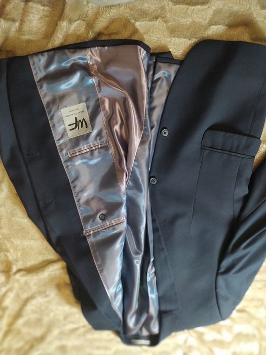 Костюм чоловічий