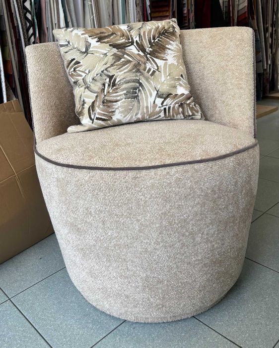 Cadeirão Peça única e super confortavél