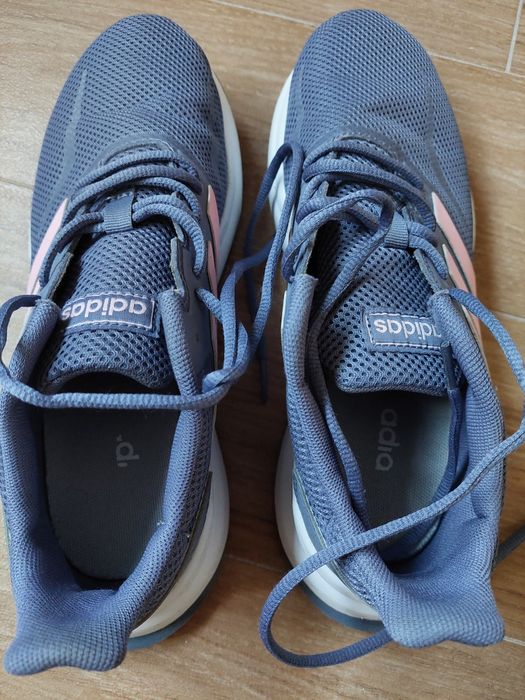 Ténis adidas seminovos