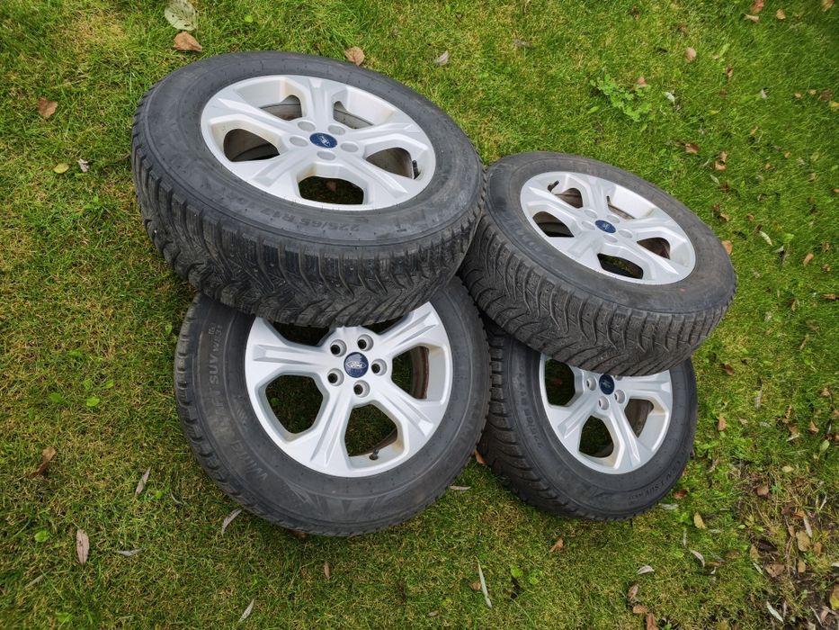 Koła zimowe 17" Ford Kuga 5x108 225/65 R17 Kumho + Czujniki TPMS