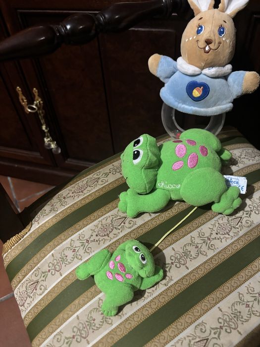 Bonecos peluche cada a 12,5€