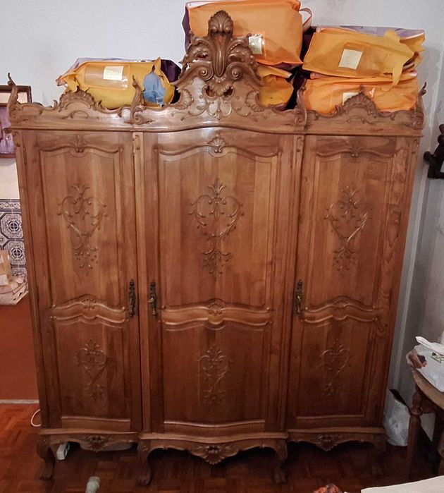 Mobília de quarto clássica em cerejeira